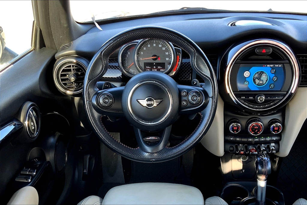 Thumbnail: 2019 MINI Cooper - 14