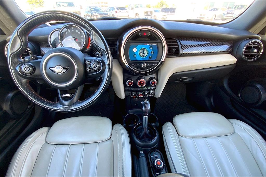 Thumbnail: 2019 MINI Cooper - 10