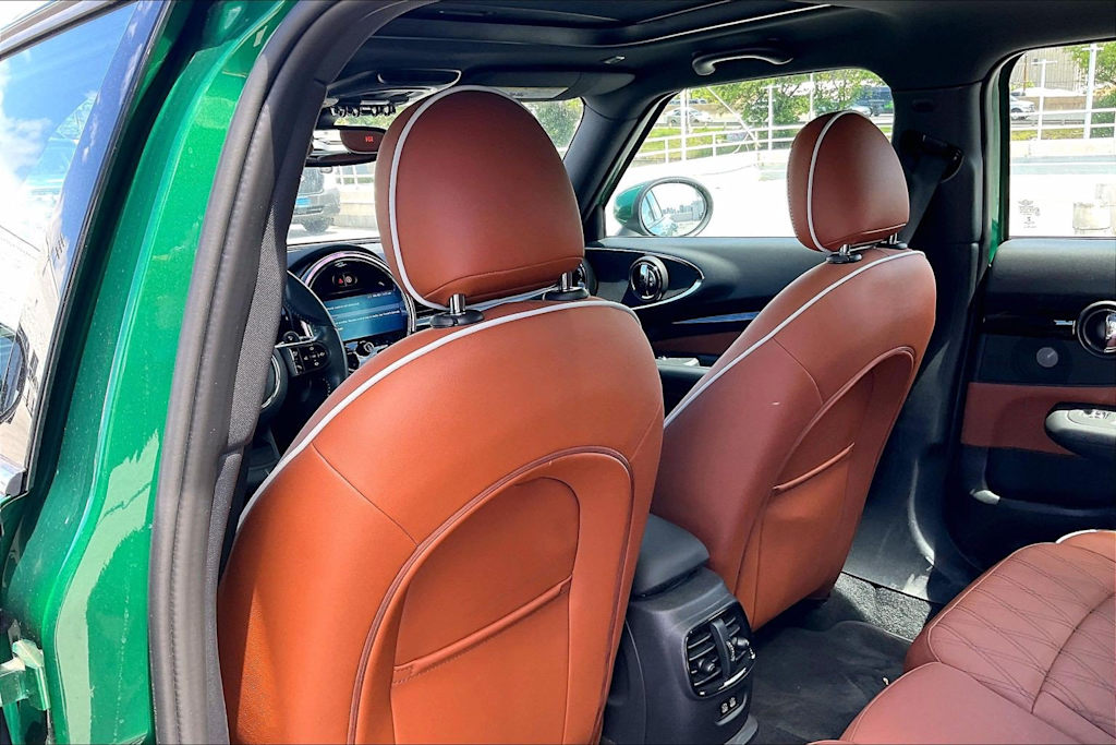 Thumbnail: 2023 MINI Cooper Clubman - 11