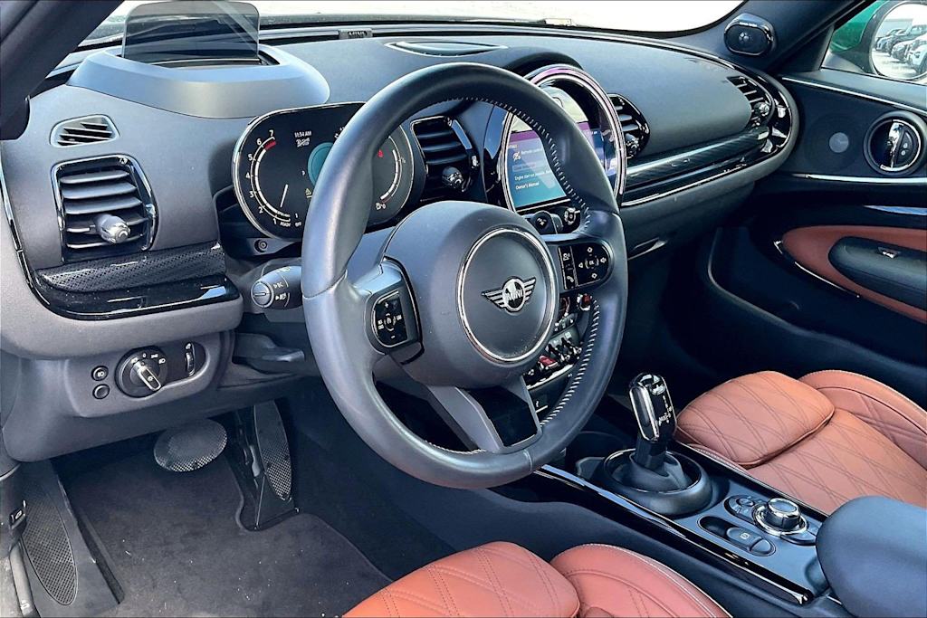 Thumbnail: 2023 MINI Cooper Clubman - 2