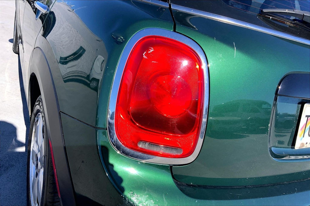 Thumbnail: 2017 MINI Cooper - 32