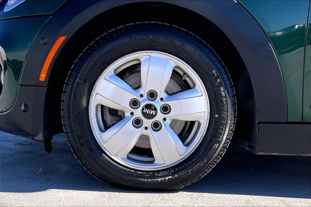 Thumbnail: 2017 MINI Cooper - 8