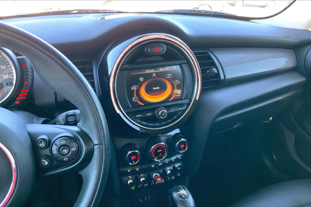 Thumbnail: 2017 MINI Cooper - 15