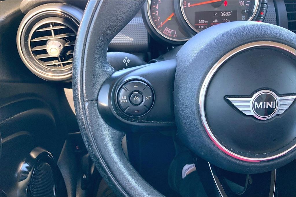 Thumbnail: 2017 MINI Cooper - 25