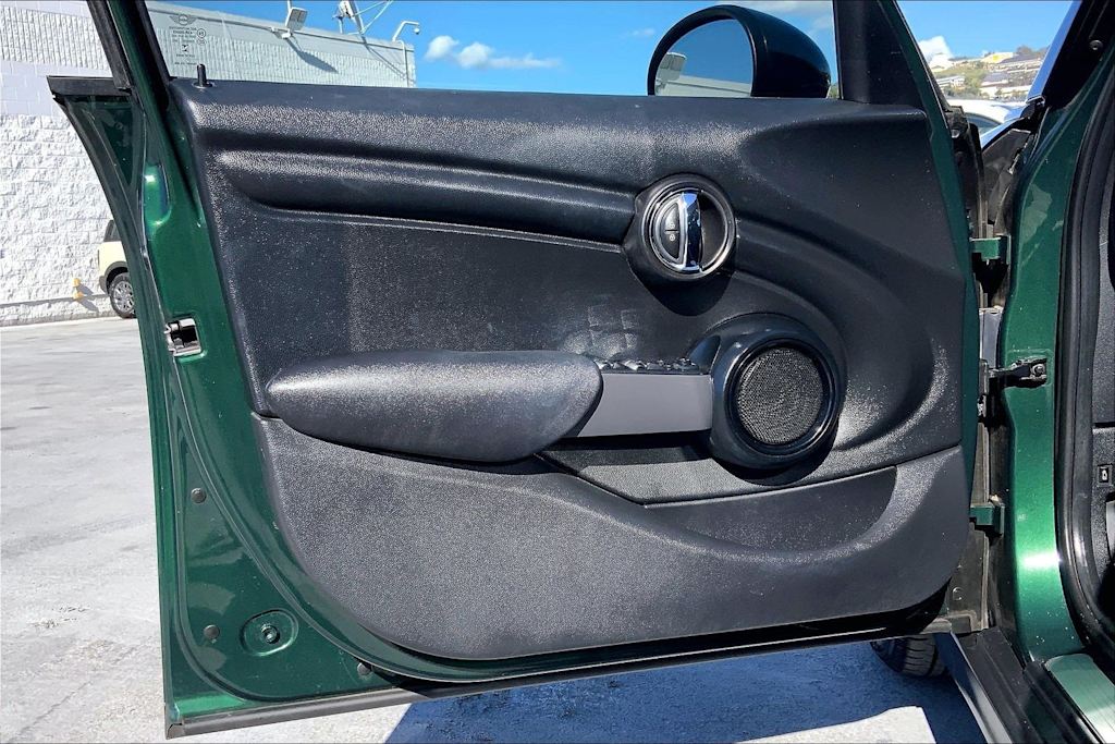 Thumbnail: 2017 MINI Cooper - 27