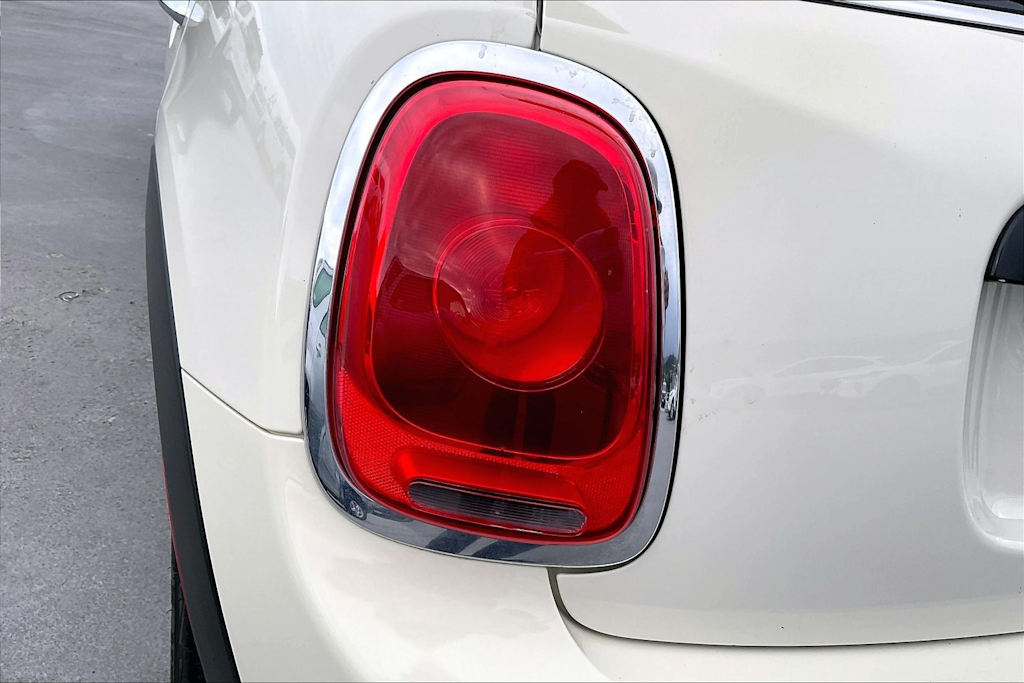 Thumbnail: 2017 MINI Cooper - 32