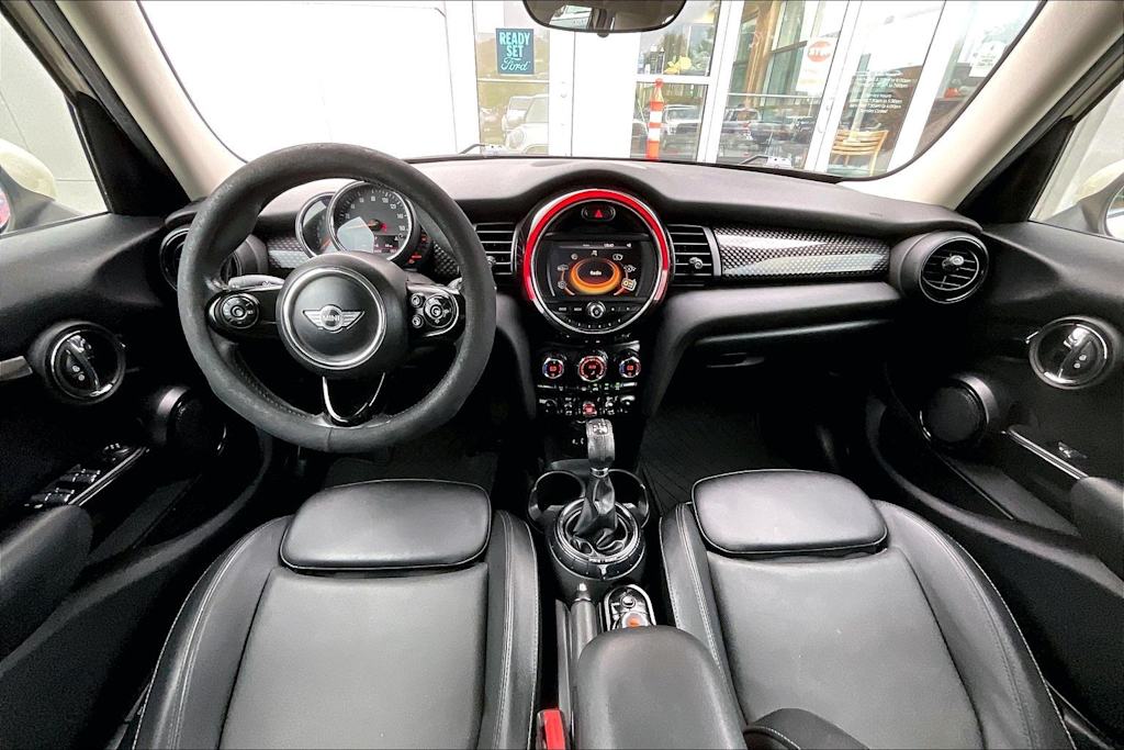 Thumbnail: 2017 MINI Cooper - 10