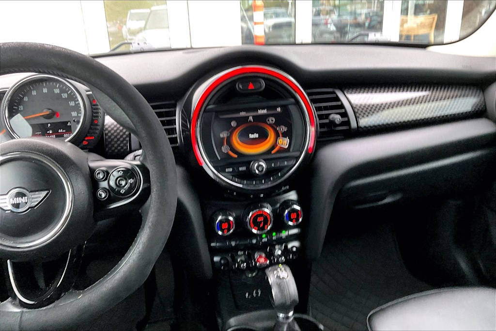 Thumbnail: 2017 MINI Cooper - 14
