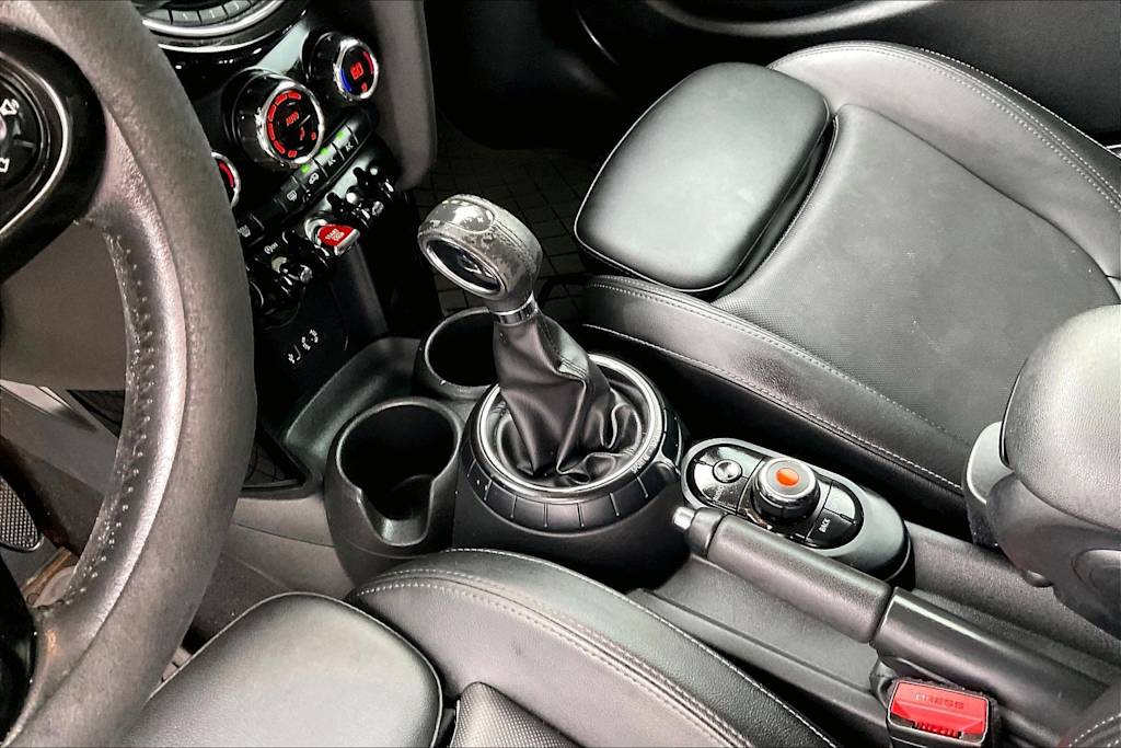 Thumbnail: 2017 MINI Cooper - 15