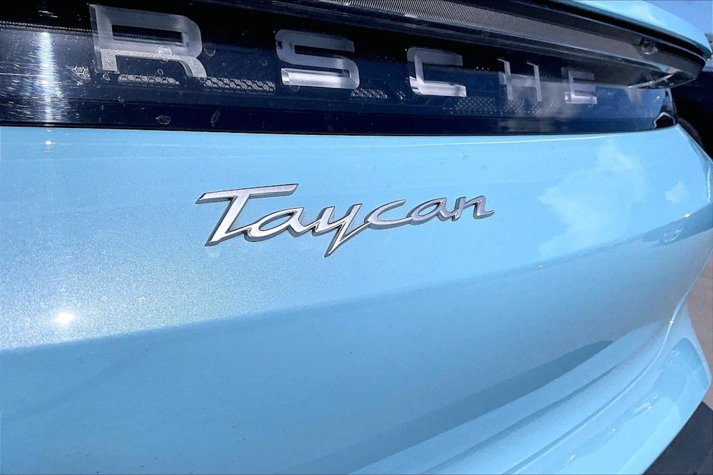 Thumbnail: 2023 Porsche Taycan - 6