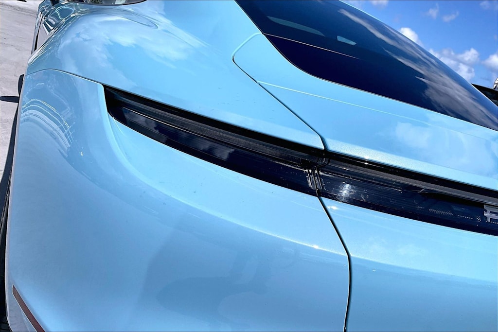 Thumbnail: 2023 Porsche Taycan - 32