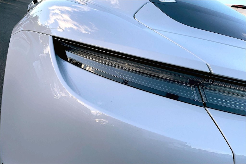 Thumbnail: 2023 Porsche Taycan - 32