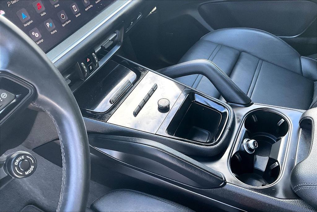 Thumbnail: 2025 Porsche Cayenne - 16