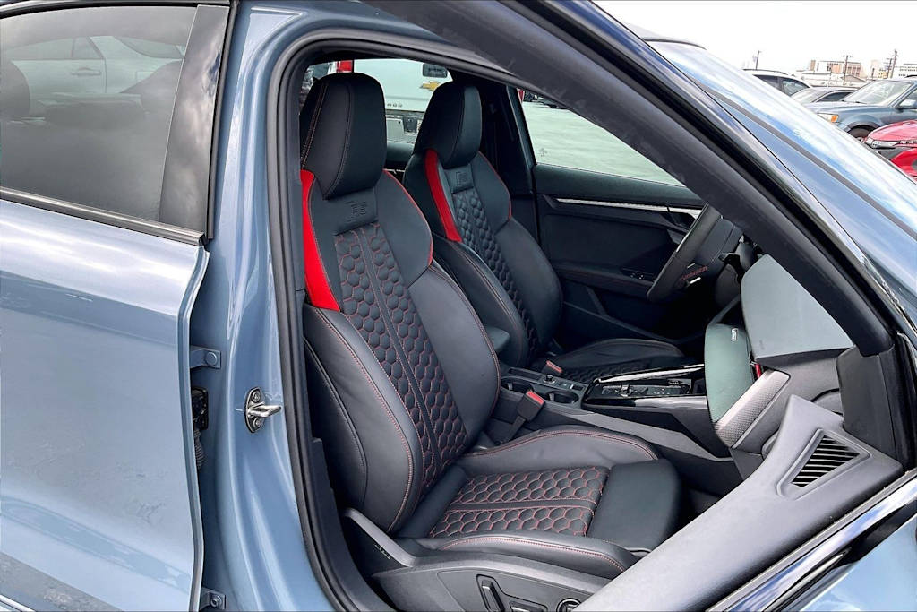 Thumbnail: 2024 Audi RS 3 - 12