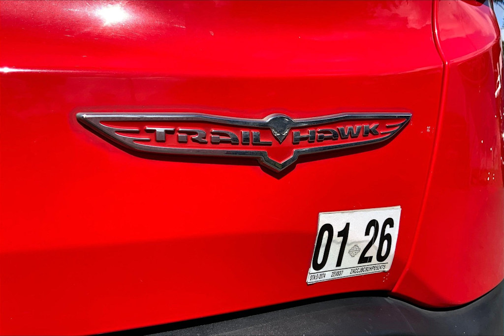 Thumbnail: 2017 Jeep Renegade - 7