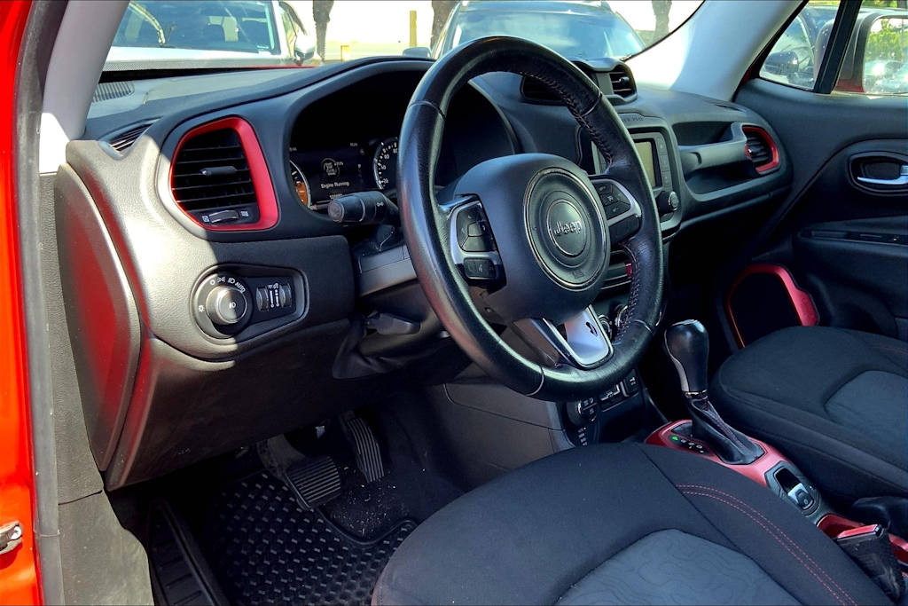 Thumbnail: 2017 Jeep Renegade - 2