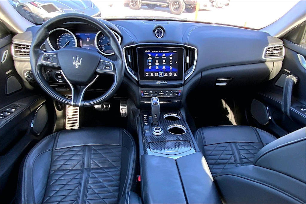 Thumbnail: 2020 Maserati Ghibli - 10