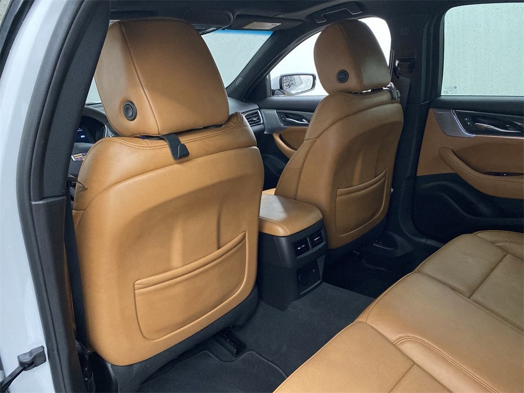 Thumbnail: 2023 Cadillac CT5 - 10