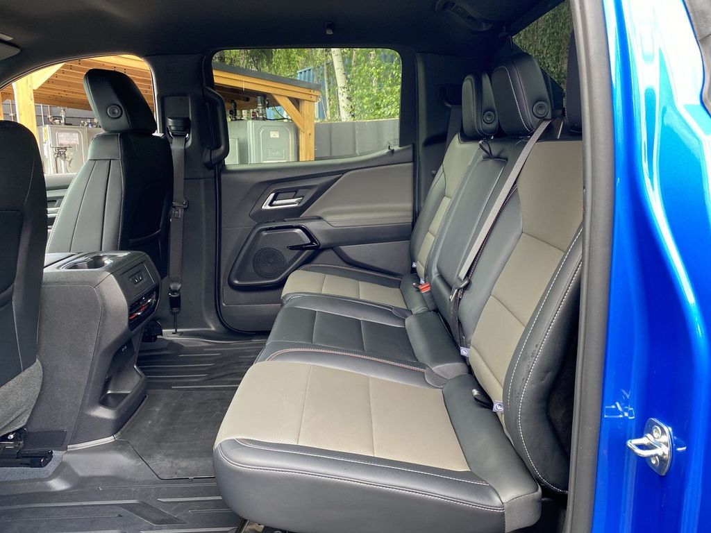 Thumbnail: 2026 Chevrolet Silverado EV - 22