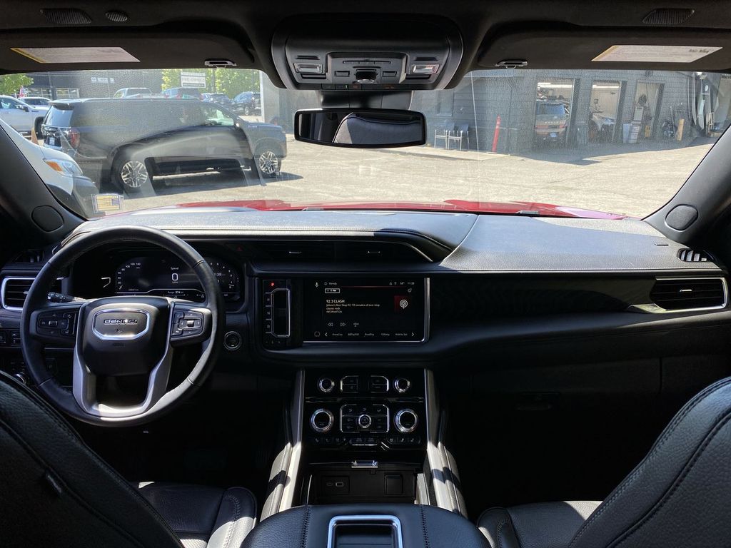 Thumbnail: 2024 GMC Yukon XL - 8