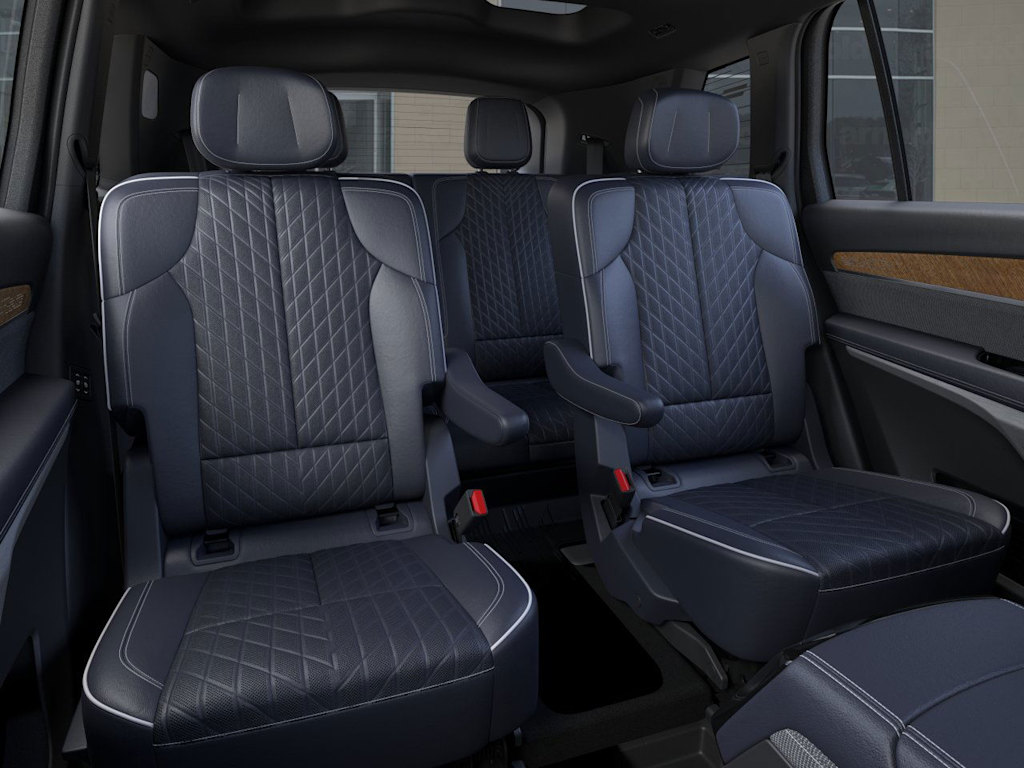 2026 Cadillac Vistiq Premium Luxury 8