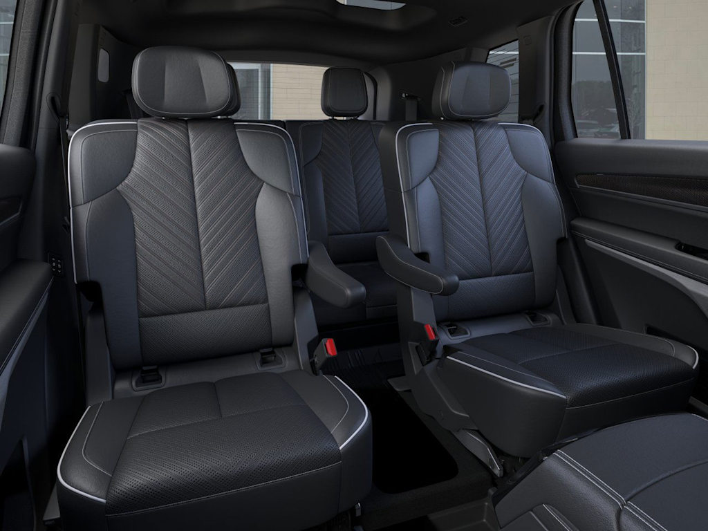 Thumbnail: 2026 Cadillac Vistiq - 9