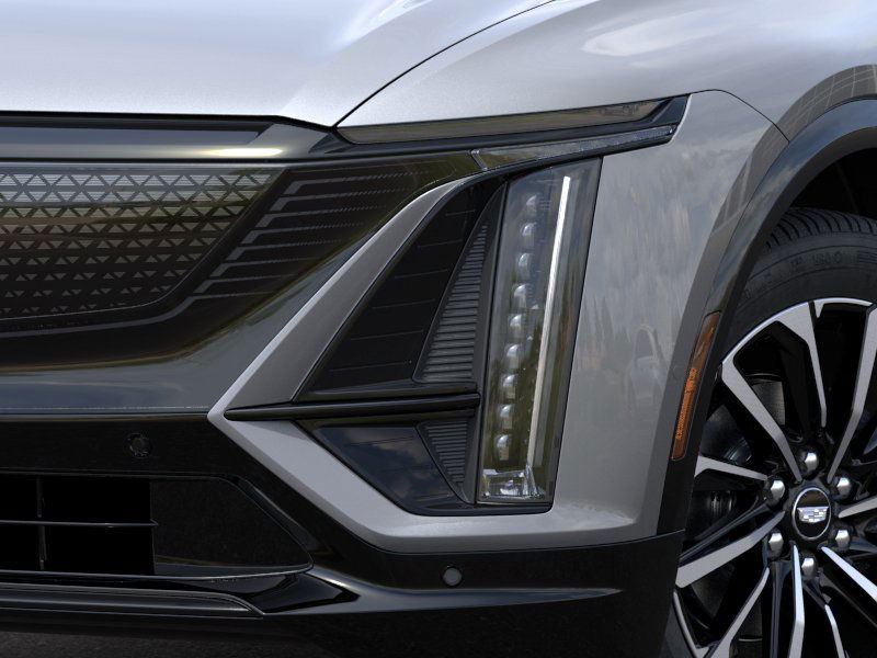 Thumbnail: 2025 Cadillac Lyriq - 19