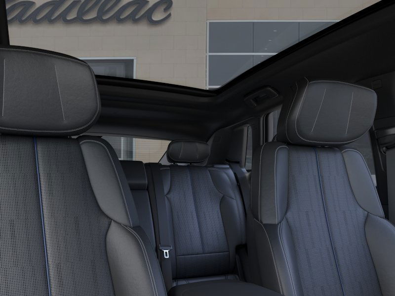 Thumbnail: 2025 Cadillac Lyriq - 24