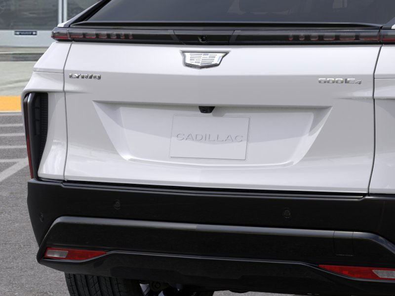 Thumbnail: 2025 Cadillac Lyriq - 11