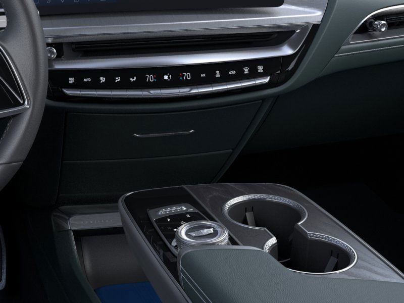 Thumbnail: 2025 Cadillac Lyriq - 24