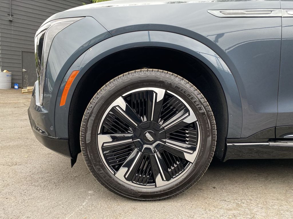 Thumbnail: 2026 Cadillac Escalade IQ - 7
