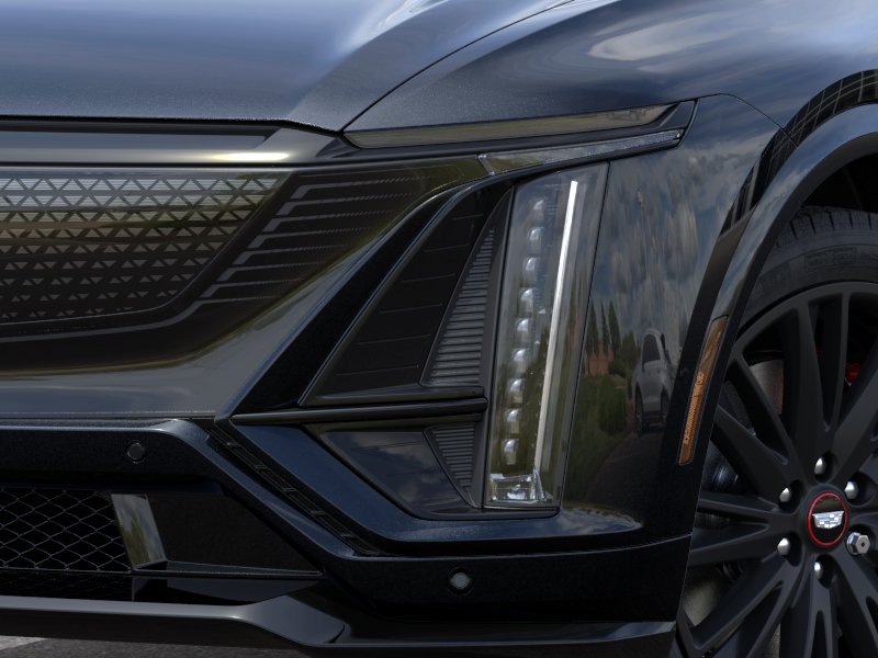 Thumbnail: 2026 Cadillac Lyriq - 19