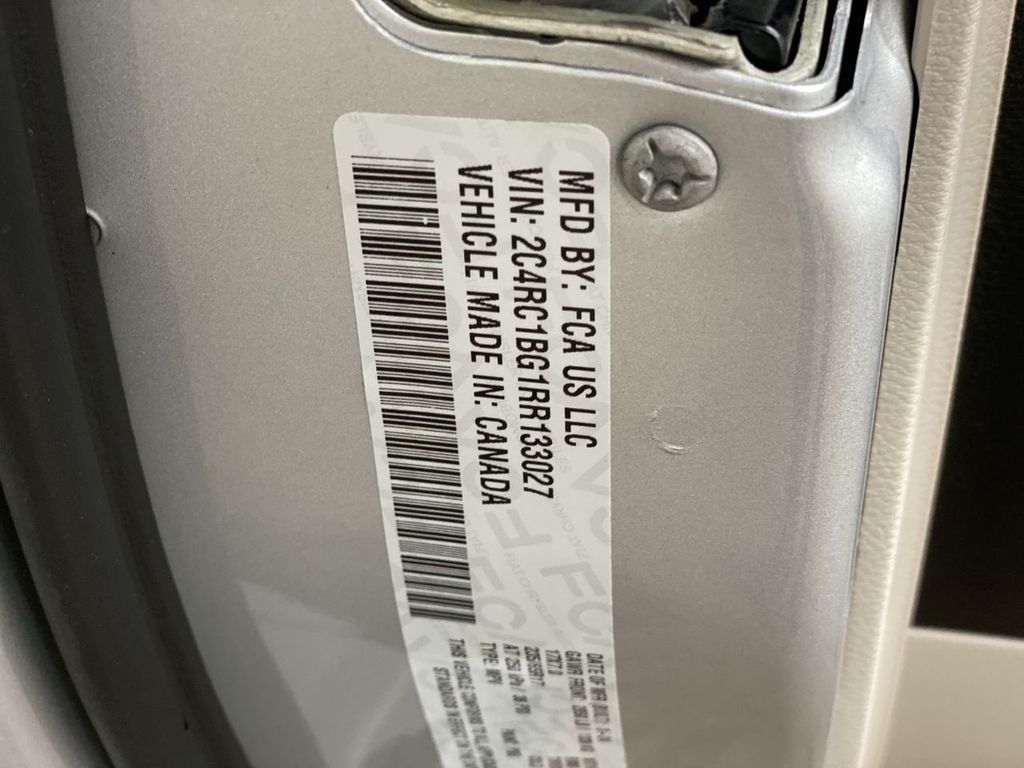 Thumbnail: 2024 Chrysler Pacifica - 17