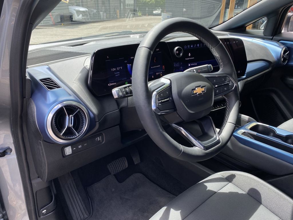 Thumbnail: 2024 Chevrolet Equinox - 2