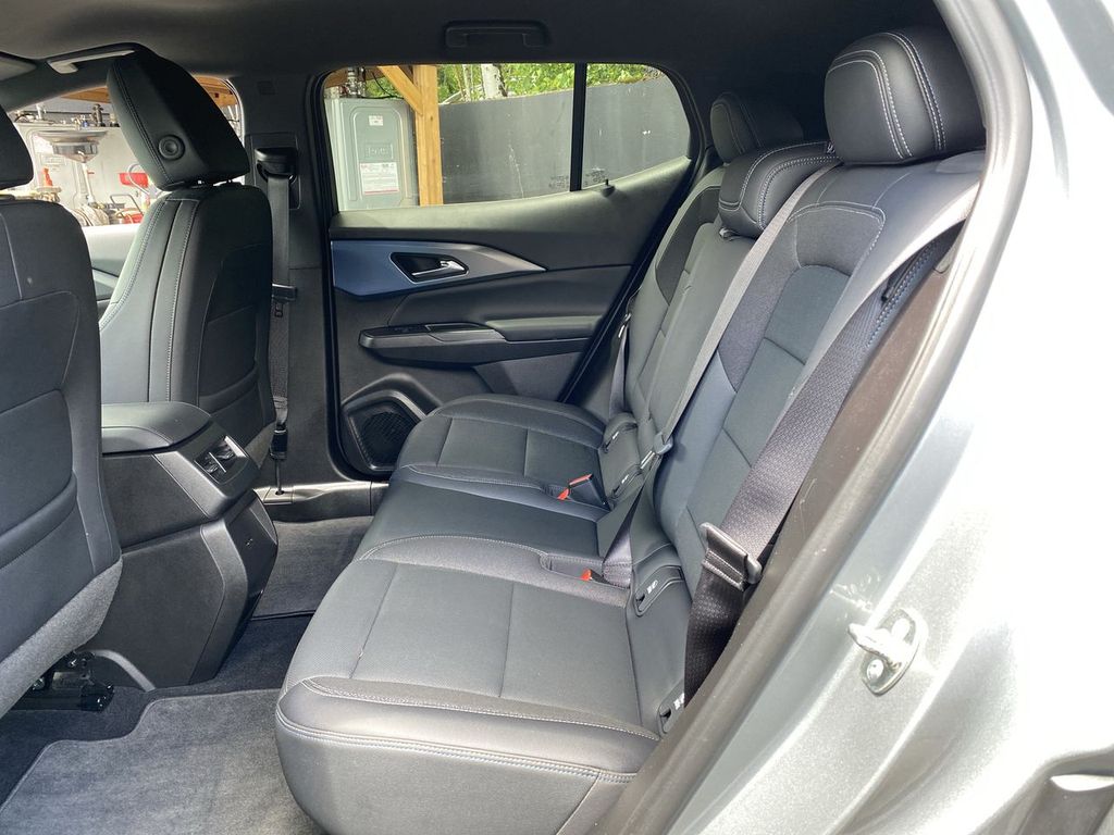 Thumbnail: 2024 Chevrolet Equinox - 11