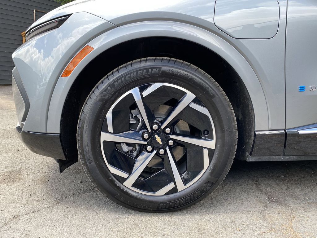 Thumbnail: 2024 Chevrolet Equinox - 7