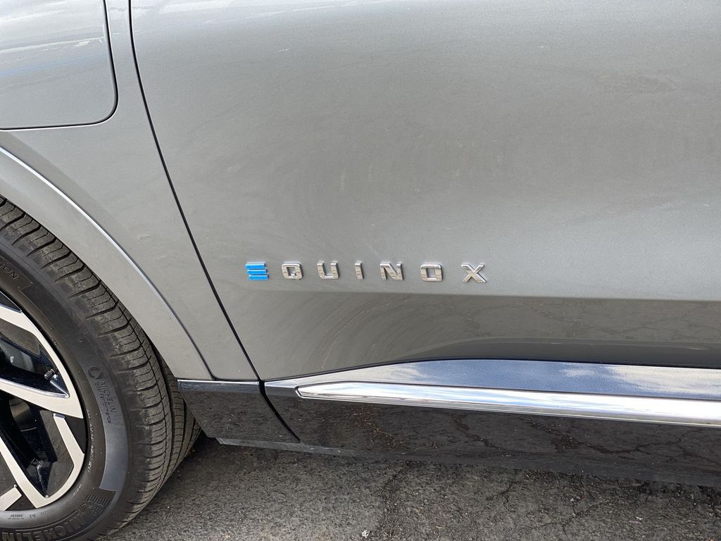 Thumbnail: 2024 Chevrolet Equinox - 14