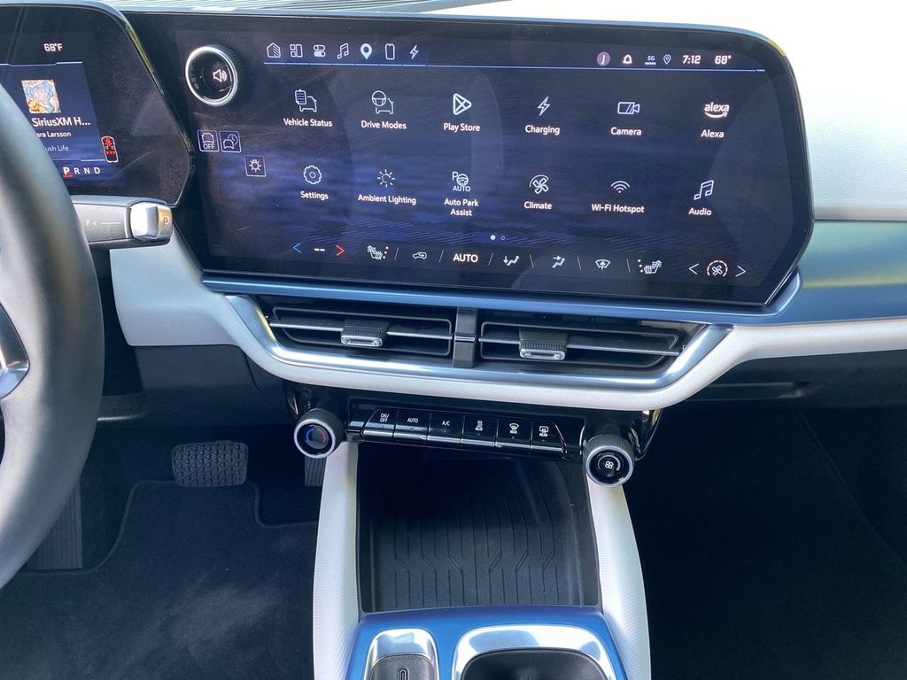 Thumbnail: 2024 Chevrolet Equinox - 13