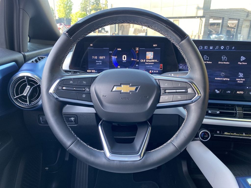 Thumbnail: 2024 Chevrolet Equinox - 12
