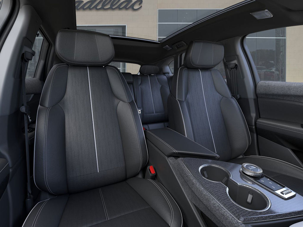 Thumbnail: 2025 Cadillac Optiq - 8