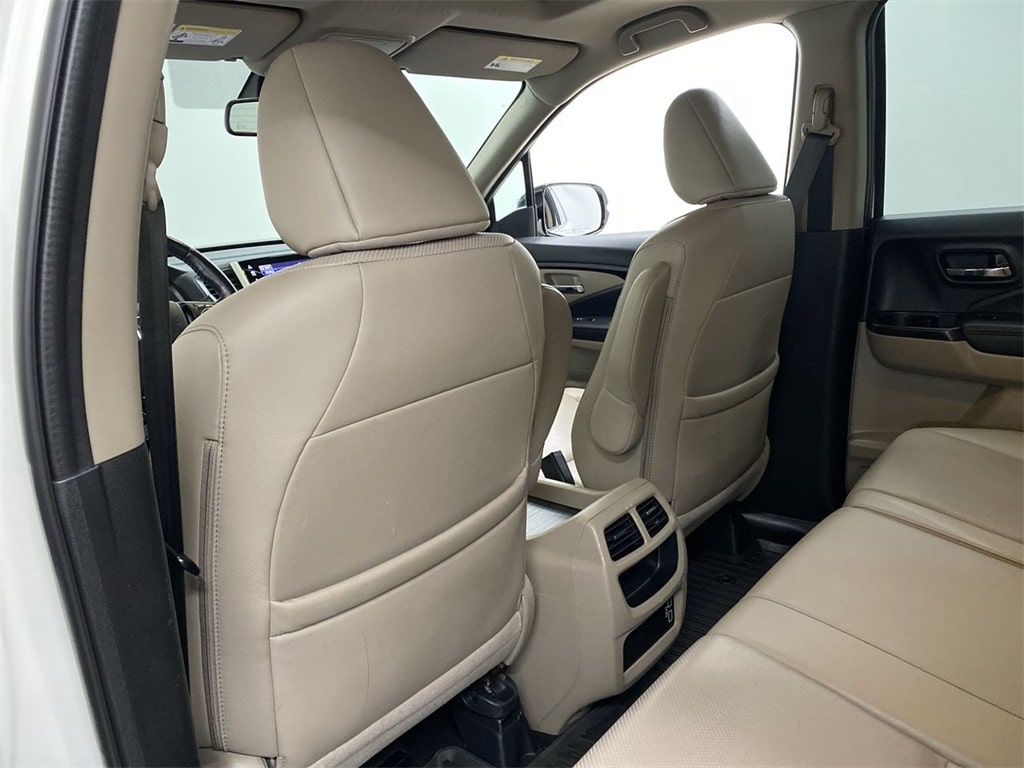 Thumbnail: 2019 Honda Ridgeline - 12