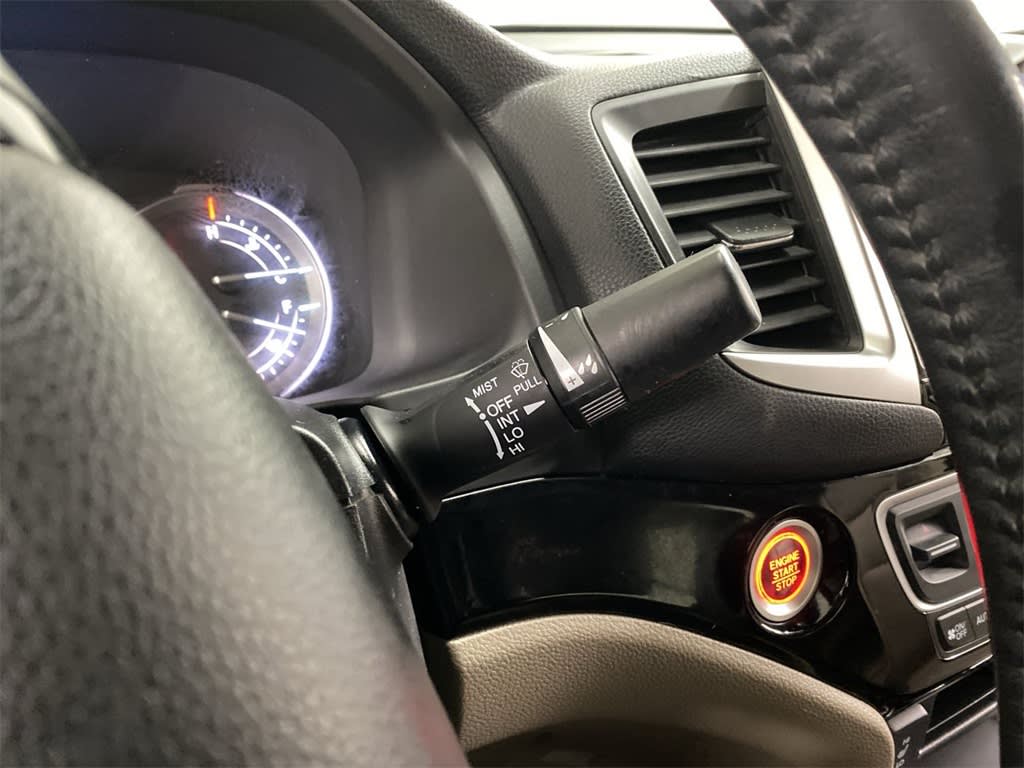 Thumbnail: 2019 Honda Ridgeline - 30