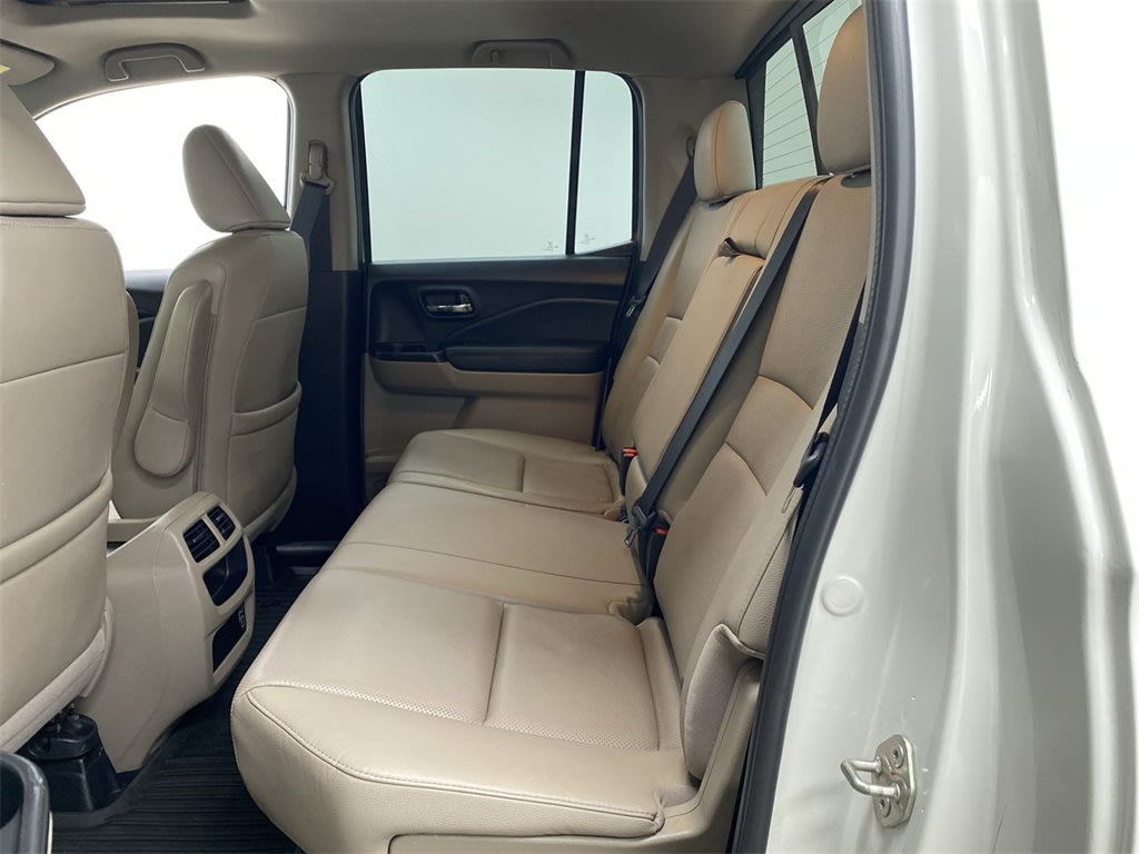 Thumbnail: 2019 Honda Ridgeline - 25