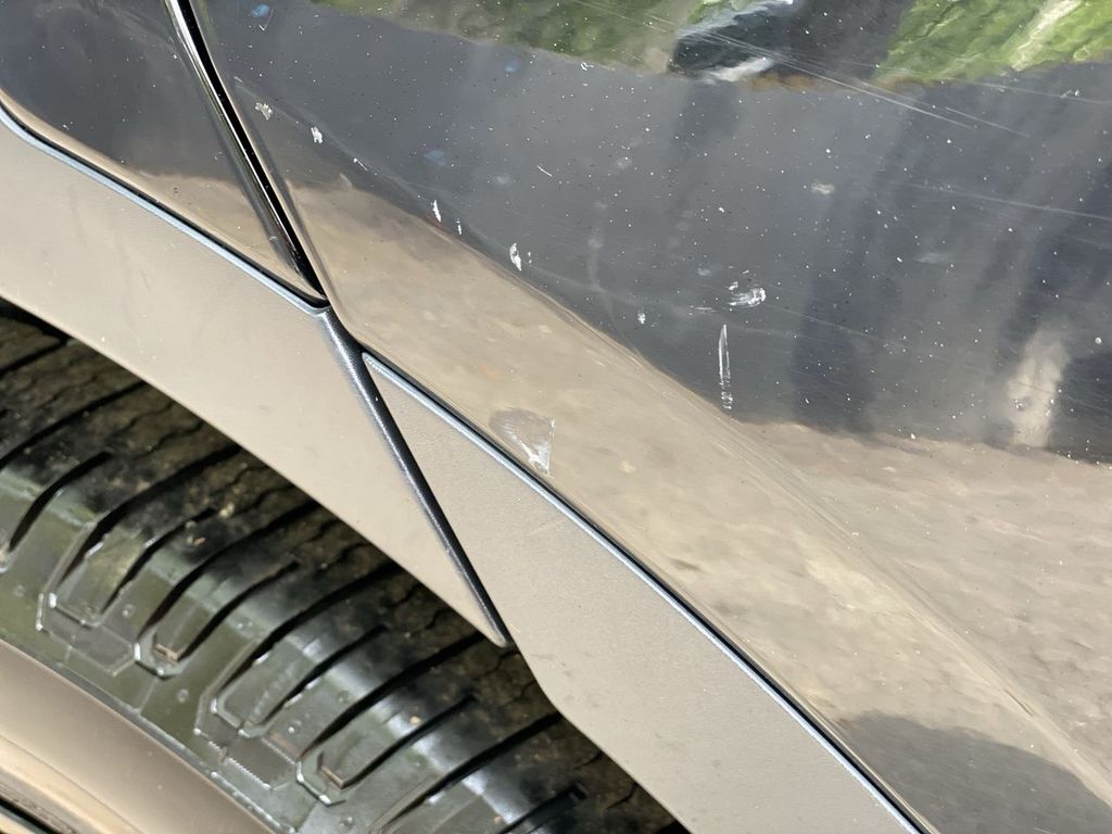 Thumbnail: 2019 Land Rover Discovery - 37