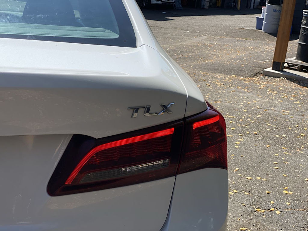Thumbnail: 2016 Acura TLX - 24