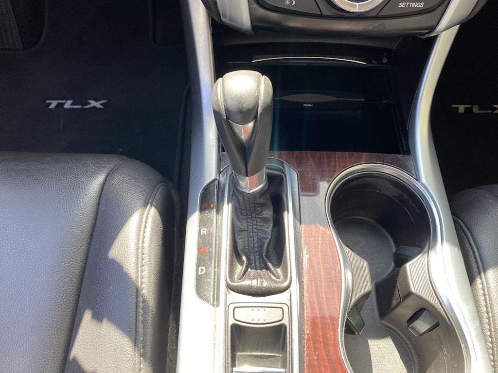 Thumbnail: 2016 Acura TLX - 32
