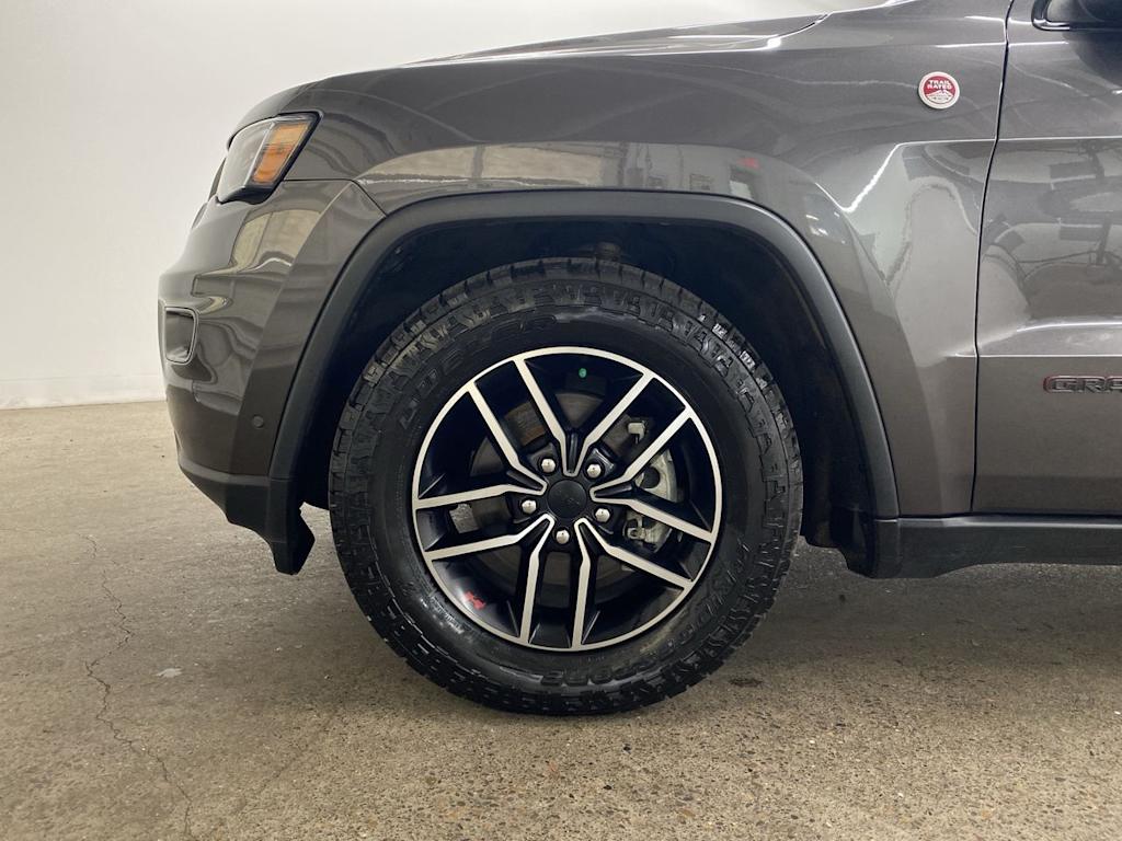 Thumbnail: 2020 Jeep Grand Cherokee - 7