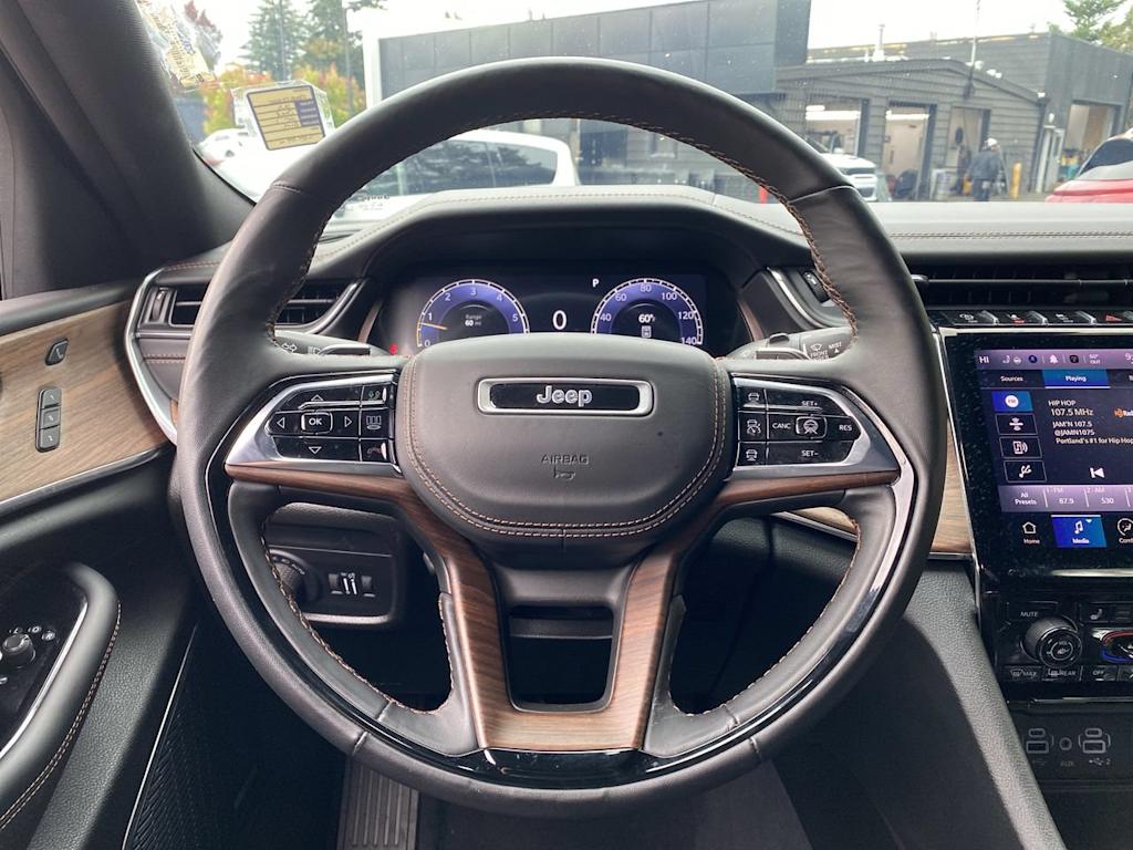 Thumbnail: 2023 Jeep Grand Cherokee L - 12