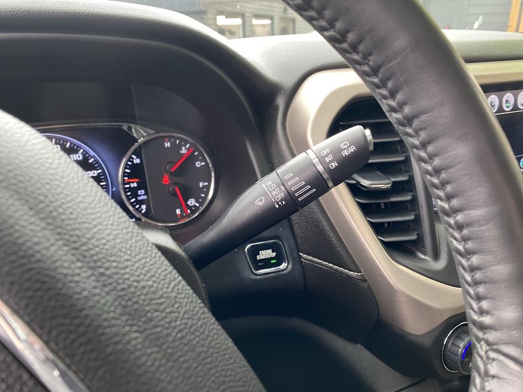 Thumbnail: 2018 GMC Acadia - 28