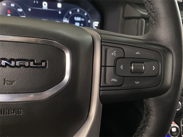 2022 GMC Yukon Denali 25